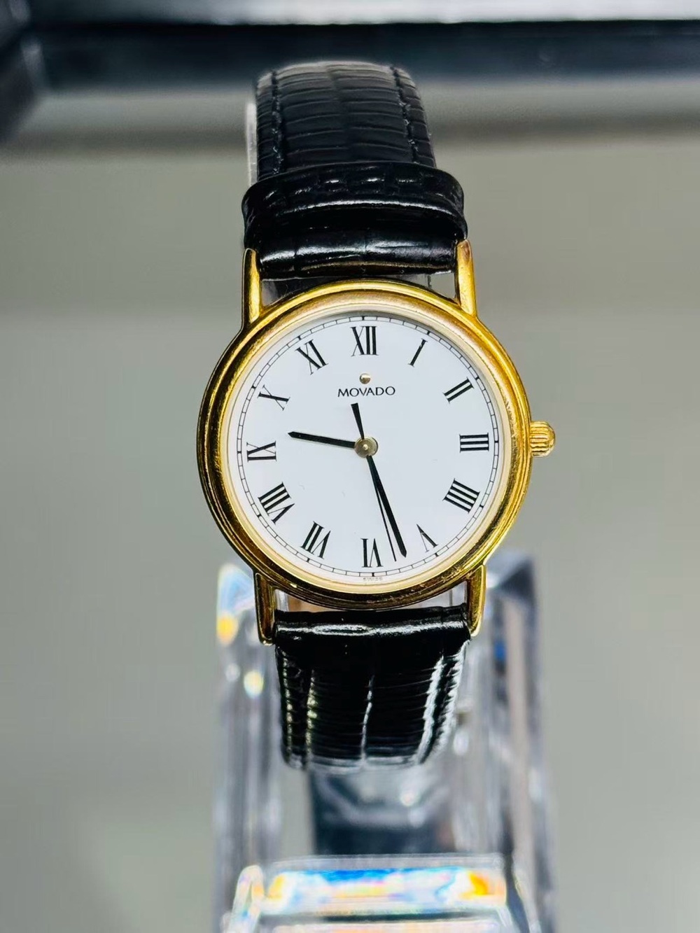 Vintage Movado Women Quartz Watch Gold Tone 26mm Roman Numerals New Battery Runs
